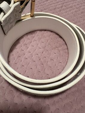 Women's White Leather Belt with Gold Buckle